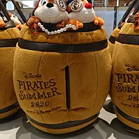 ディズニークルーズライン パイレーツ ドナルド デイジー ピンバッジ ディズニークルーズライン パイレーツ ドナルド デイジー