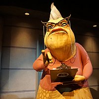 ⚠️マイク.ワゾウスキ⚠️ Amazon.co.jp: ディズニー マジカルコレクション 014「モンスターズ