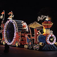 クリスマスバージョンのエレクトリカルパレード・ドリームライツ