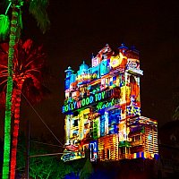 サンセットシーズンズグリーティング:タワーオブテラーでの新