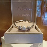 ダッフィーとお友達のPANDORAチャームが新登場！ グッズ・お土産（香港）