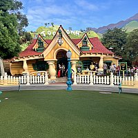 Keekee　Disney トゥーンタウン　ミッキーの家 ミッキーの家】ミートミッキーのミッキーの家の中をご紹介♪装飾