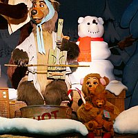 冬限定のジングルベルジャンボリーで見つけた細かい設定がすごかった カントリーベア シアター