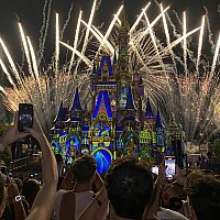 超感動！マジックキングダムの見逃せないナイトショー”Happily Ever