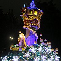 クリスマスSPバージョン！リニューアルされたフロートは必見！ 東京