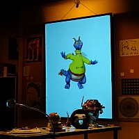 エプコットのオリジナルキャラクター「フィグメント」に会える（フロリダ）