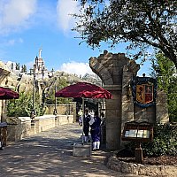 ビーアワです WDW】美女と野獣のレストラン！ビー・アワー・ゲスト