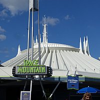 ボブスレー型（1列乗り）で小回りがスゴイ！怖い！ スペース