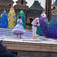 プリンセス8組登場！ディズニーランド・パリの豪華クリスマス