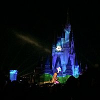 1時間前場所取りでもなかなか良い場所で鑑賞できました ワンス アポン ア タイム