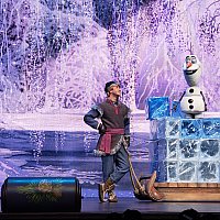 FROZEN 2バージョン！パワーアップした魔法を体験！ フローズン