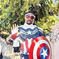 アベンジャーズ・キャンパス | カリフォルニア・アドベンチャー