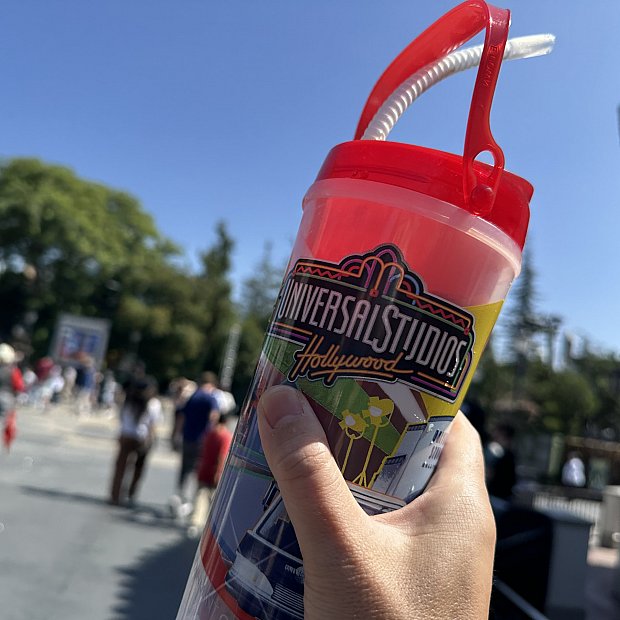 ユニバーサル・スタジオ・ハリウッド タンブラー ドリンクを何度も楽しめる！USHのリフィルタンブラーを紹介