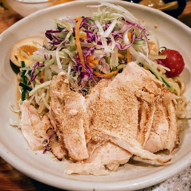 冷やし中華は大量の生ネギに注意！ チャイナボイジャー