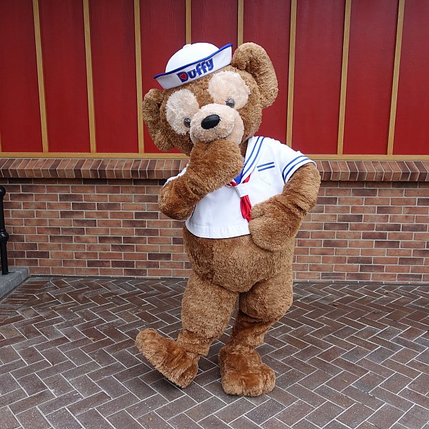 アメリカンダッフィー 特大 急募！上海のダッフィーと遊んでくれる方 | キャラクター・グリーティング