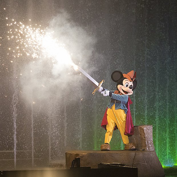 ダイニングパッケージ 敢えて最前列で鑑賞 ファンタズミック フロリダ