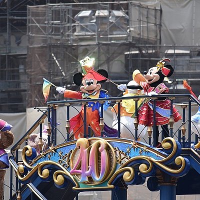 40周年イベント「レッツ・セレブレイト・ウィズ・カラー」