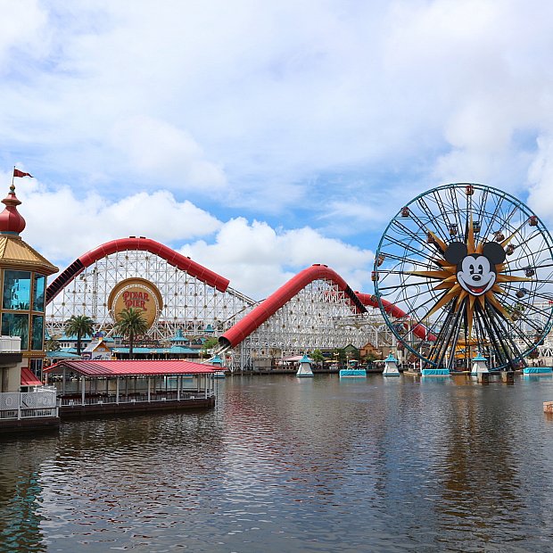 コースター 浮遊感はなし⁈ | インクレディコースター（カリフォルニア）