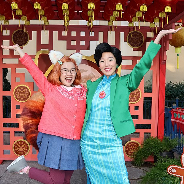 2024年キャラクターグリーティング】春節イベントはメイとお母さんが