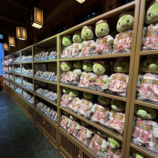 抽選制】グッズ販売会場になってました！ ワンダリング・ムーン