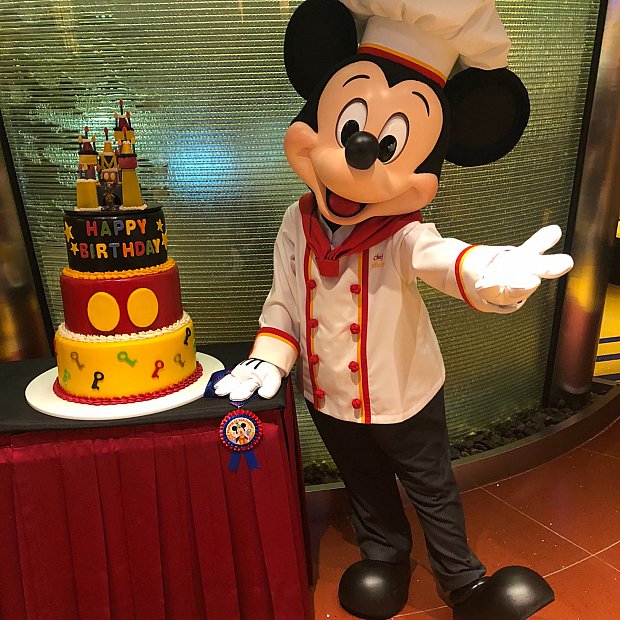 Mickey Mouse Happy Birthday Dinner Buffet 11 18まで シェフ ミッキー 香港