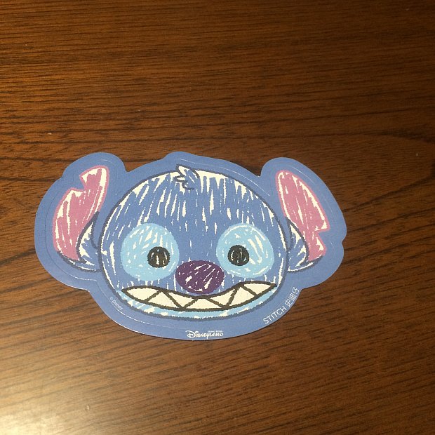 スティッチのシールをもらいました 大量に 苦笑 香港