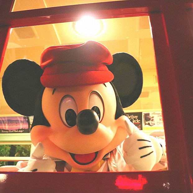 滞在最終日、閉園前のお見送りグリーティングに感動