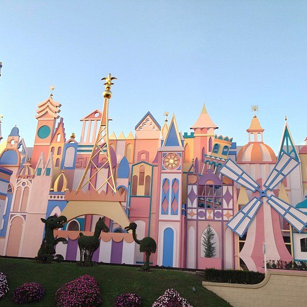懐かしさを感じるディズニーの象徴的アトラクション！ イッツ・ア