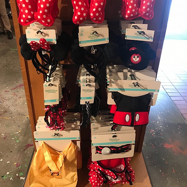 とても可愛い 上海ディズニーで販売されているワンちゃん用グッズ