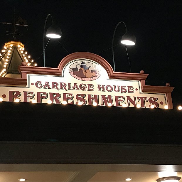 パーク外でもパークのパンなどが買えちゃうお店