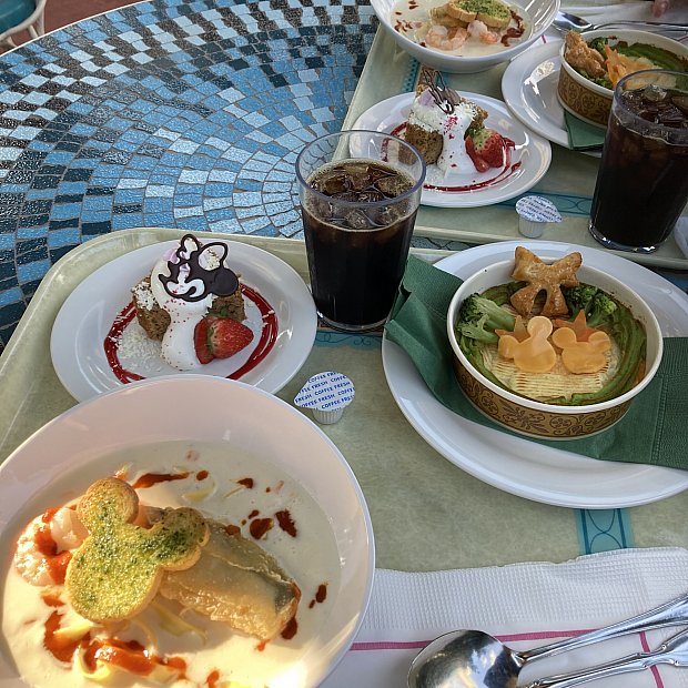 クリスマススペシャルで気分はクリスマス プラザパビリオン レストラン