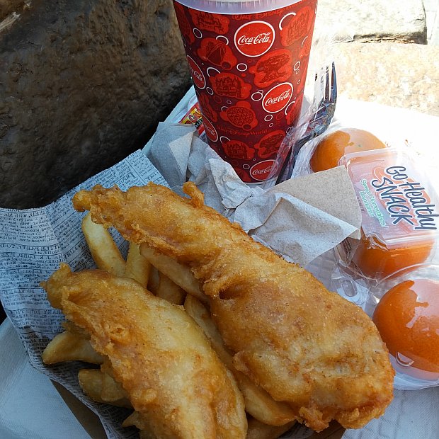 絶品フィッシュアンドチップスと「WHOLE SEASONAL FRUIT