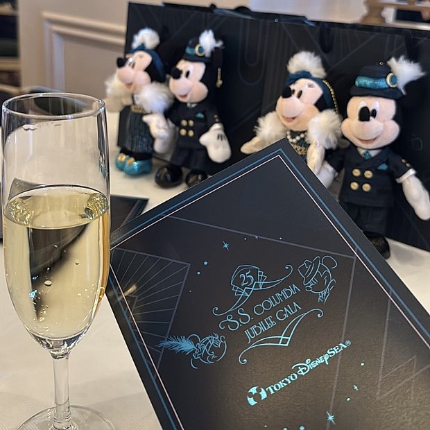 ジュビリーガラ】貸切営業のS.S.コロンビア号で25周年の祝祭を