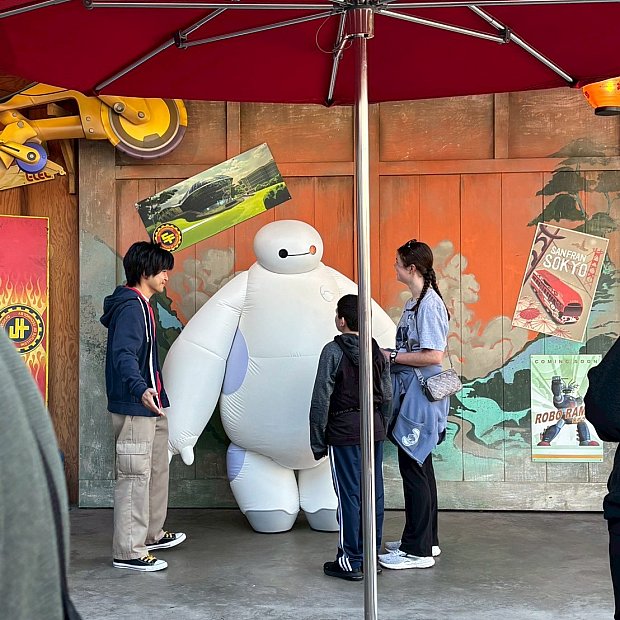 ベイマックスとヒロに会える！パララララララも出来ました