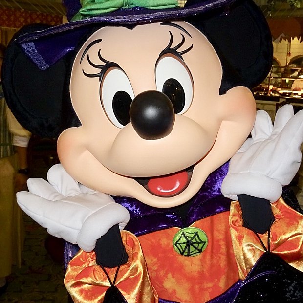 マジックアクセスプラチナのバースデー月特典を利用してハロウィンの