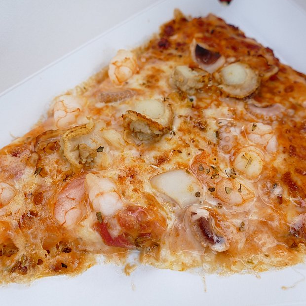 美味しいピザが食べたいならココ キャプテンフックス ギャレー