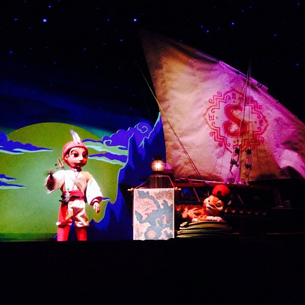 太陽に注目して シンドバッド ストーリーブック ヴォヤッジ