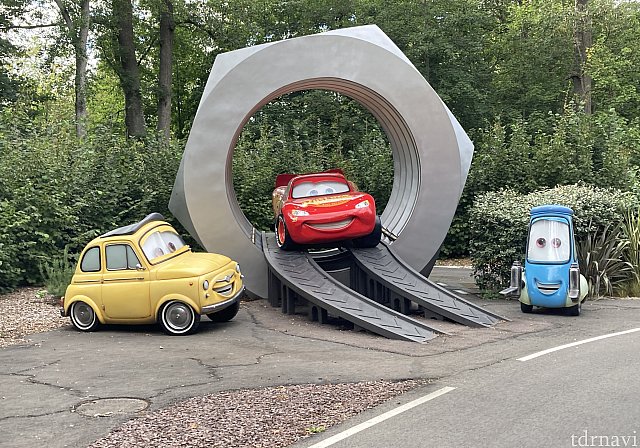 ディズニー　カーズ　非売品　ディズニーランドパリ　ベッドライナー カーズ・ロード・トリップ | ディズニーアドベンチャーワールド（パリ